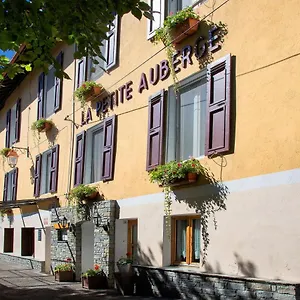 3* Hotel Hotel La Petite Auberge